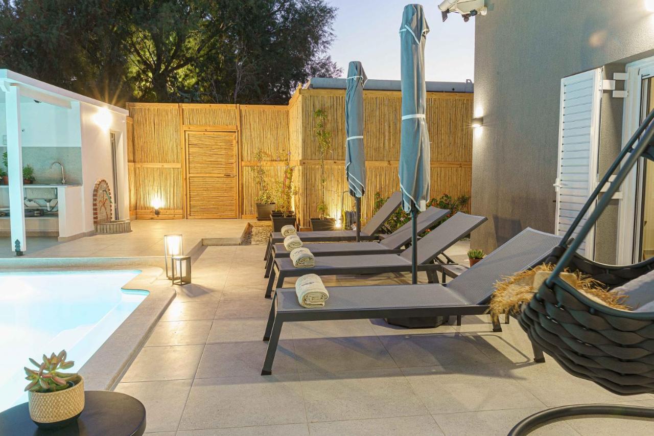Vila Nikkon Luxury Living Arvi  Exteriér fotografie